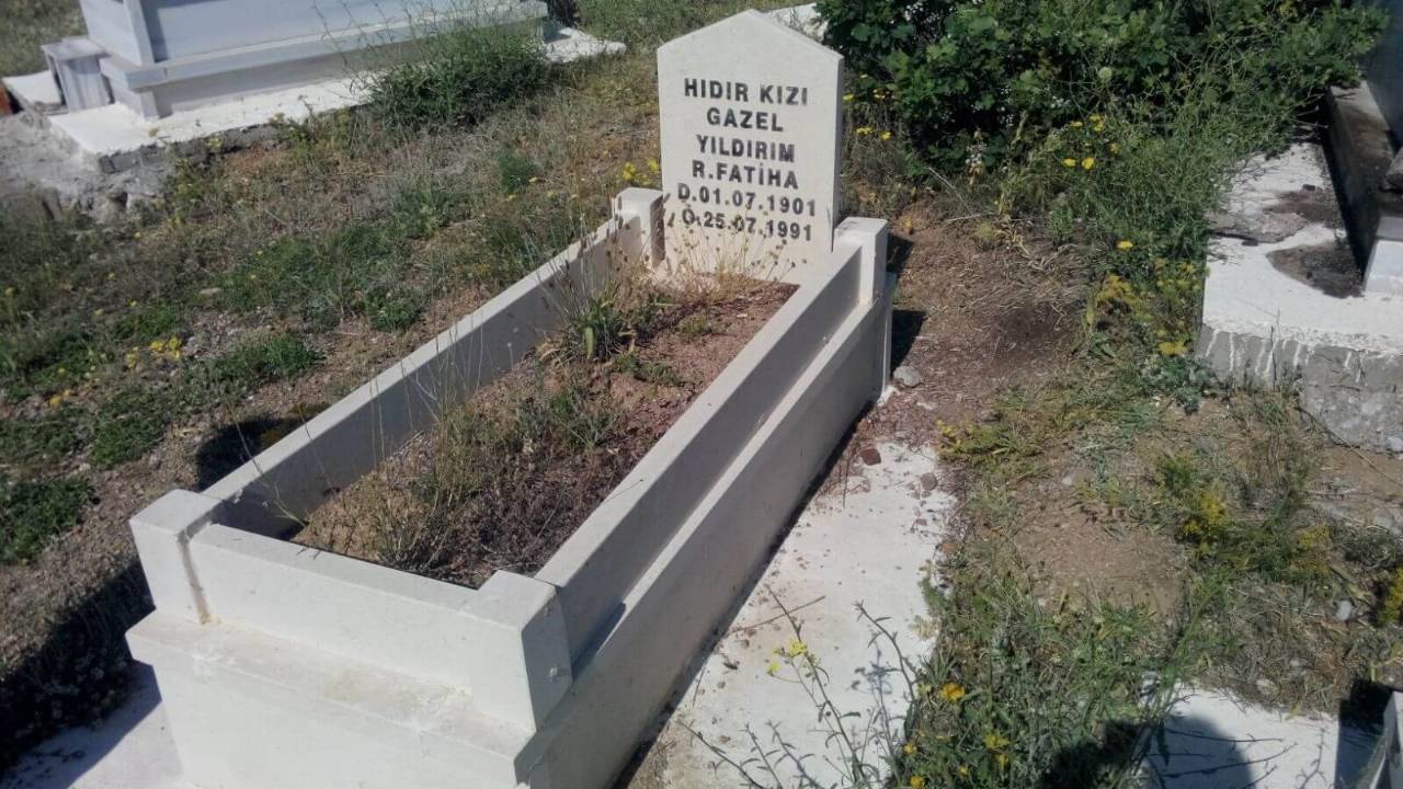 Elgazi Köyü – Türbe ve Mezarlar&nbsp;