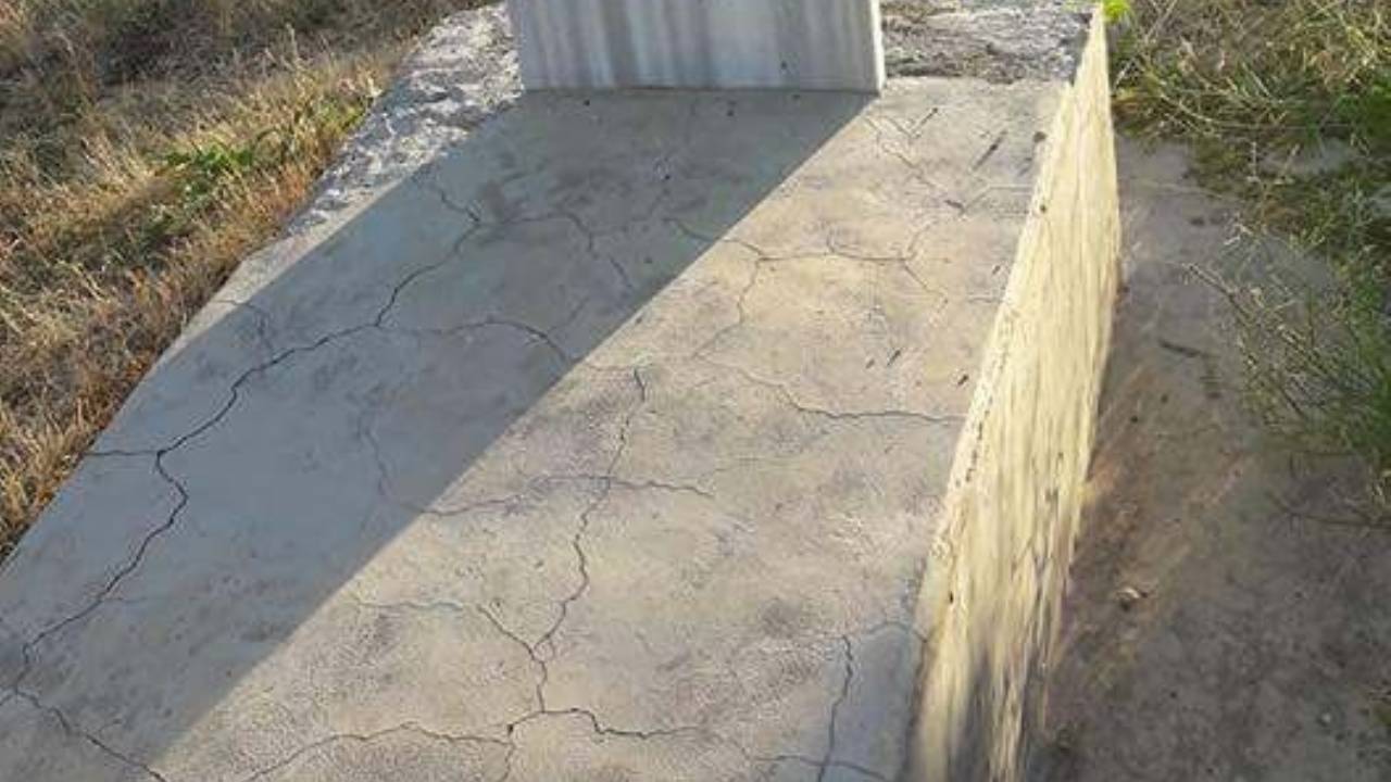 Elgazi Köyü – Türbe ve Mezarlar&nbsp;