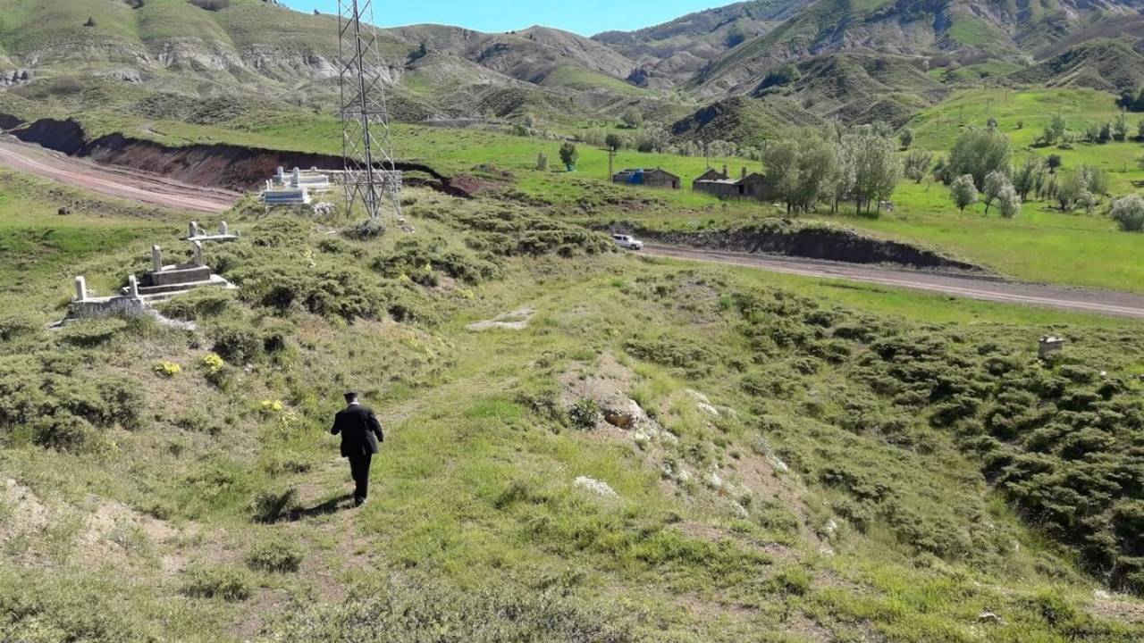 Elgazi Köyü – Türbe ve Mezarlar&nbsp;